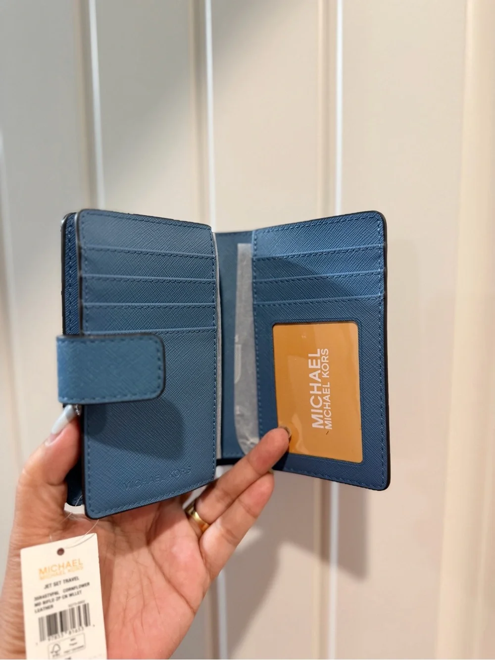 Michael Kors Jet Set Mid bifold Wallet Saffiano